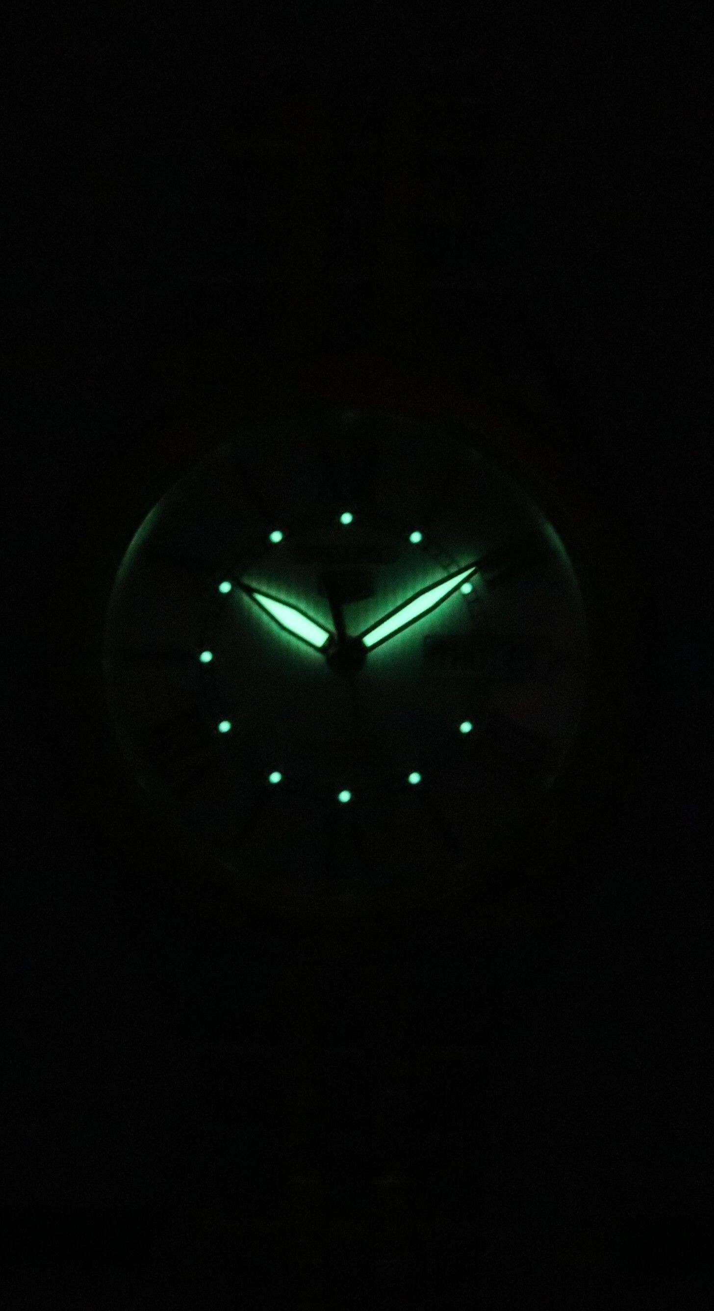 Angle. Seiko - Two Tone Stainless Steel Silver Dial 21 Jewels Automatic SNKL36J1 Men's Watch - Silver.