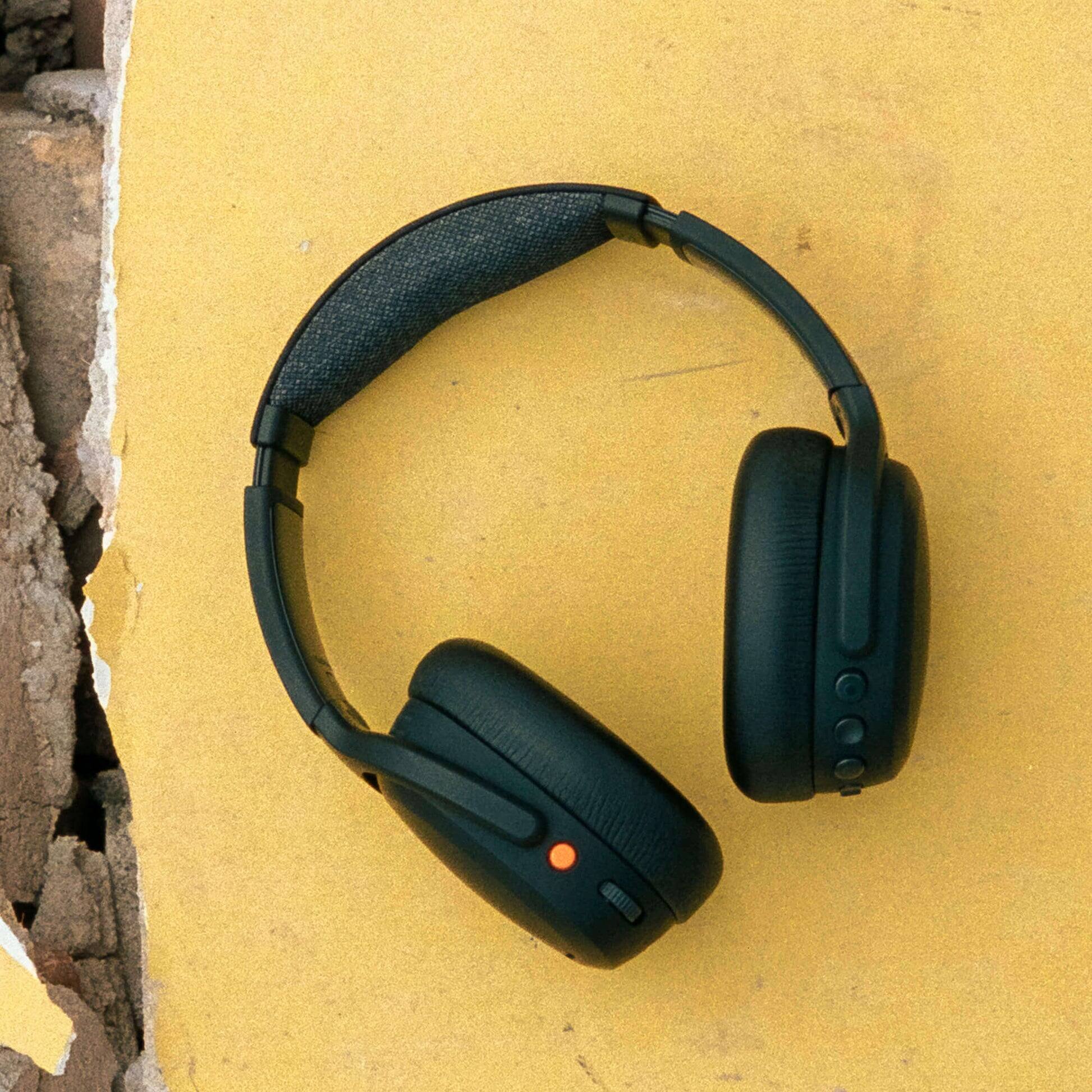 Alt View 5. Skullcandy - Crusher ANC 2 Over - the - Ear Noise Canceling Wireless Headphones - True Black.