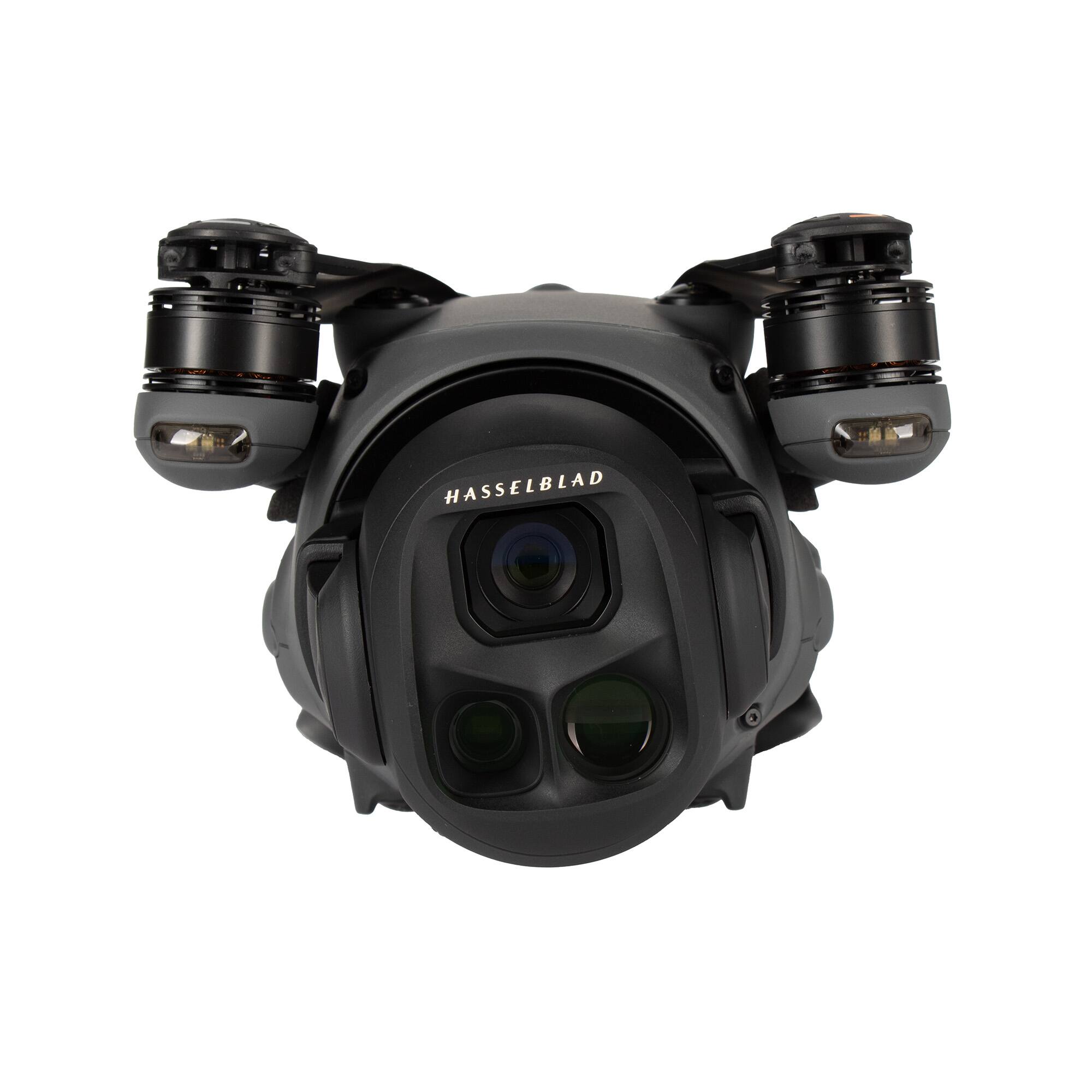 Alt View 6. DJI - DJI Mavic 4 Pro Drone Bundle.