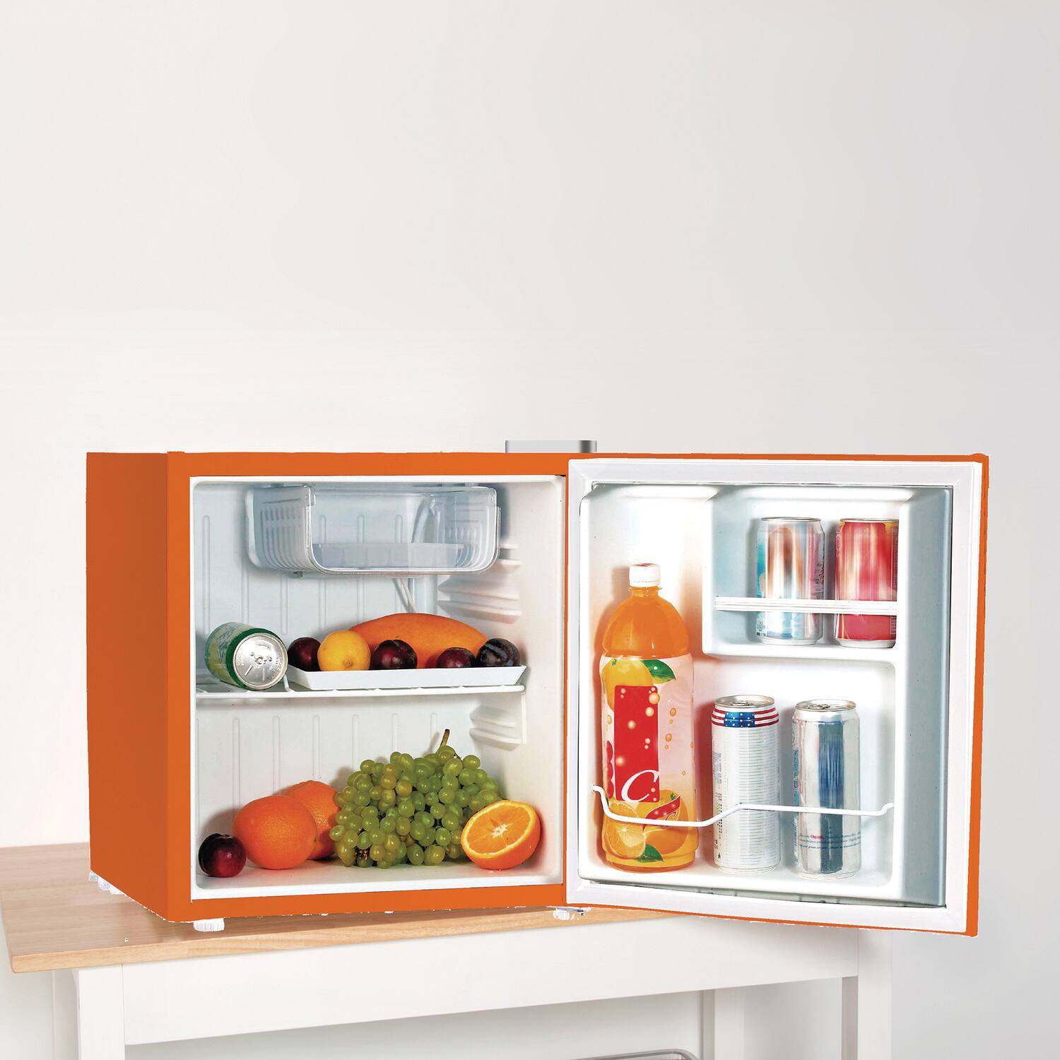 Back. Frigidaire - 1.6 Cu Ft 50W Compact Refrigerator - Orange.