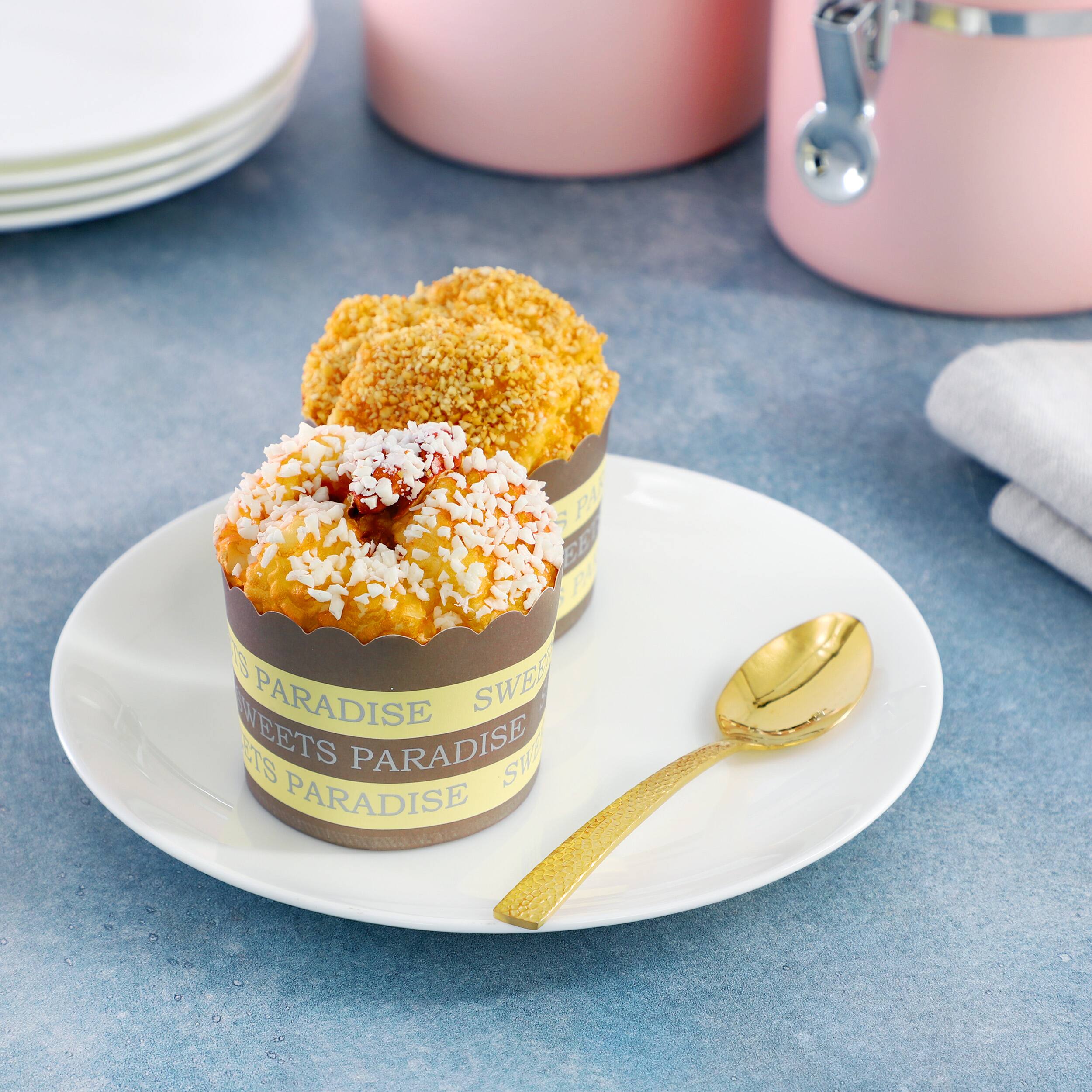 The text on the image reads "Paradise Sweets Paradise."