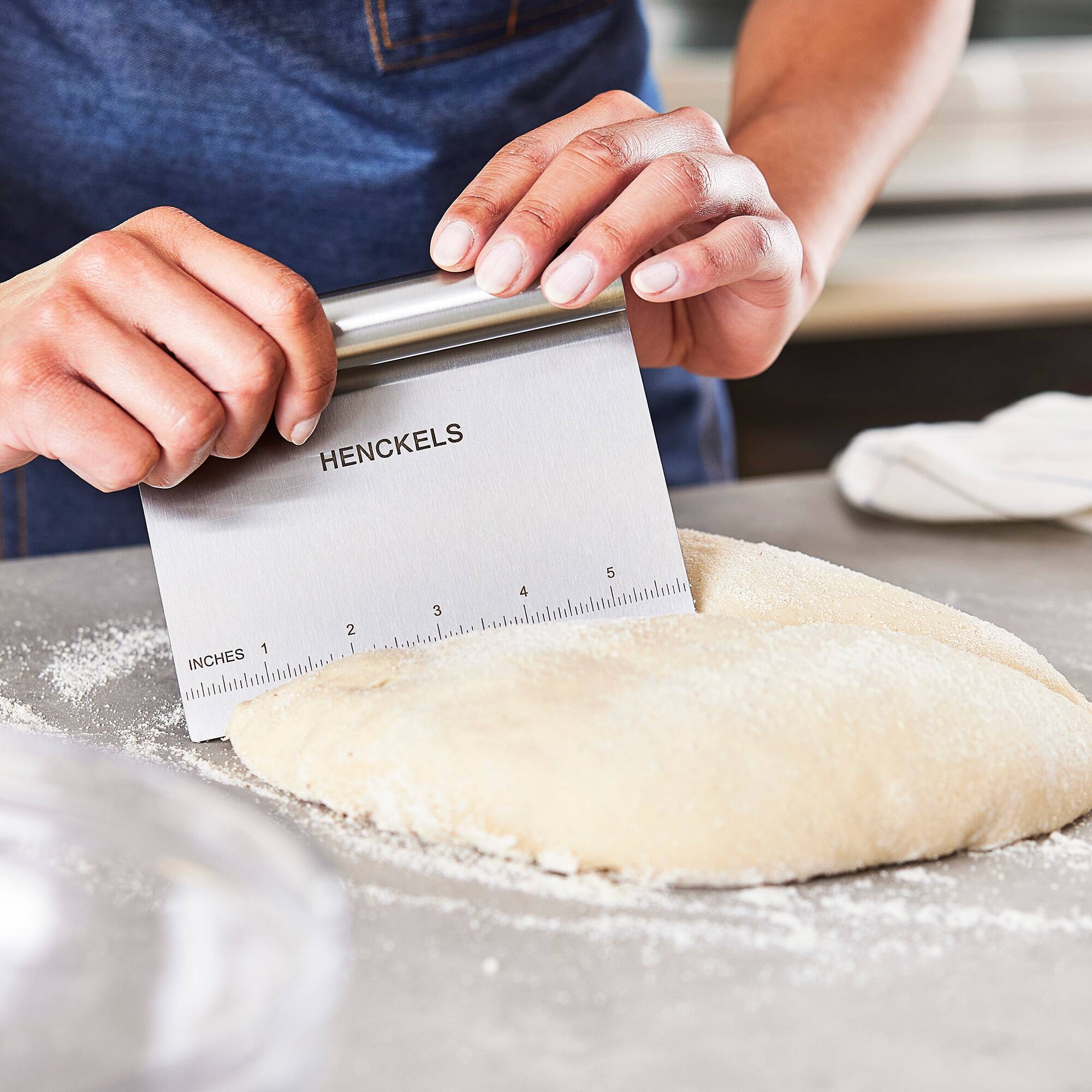 HENCKELS

INCHES 1 2 3 4 5