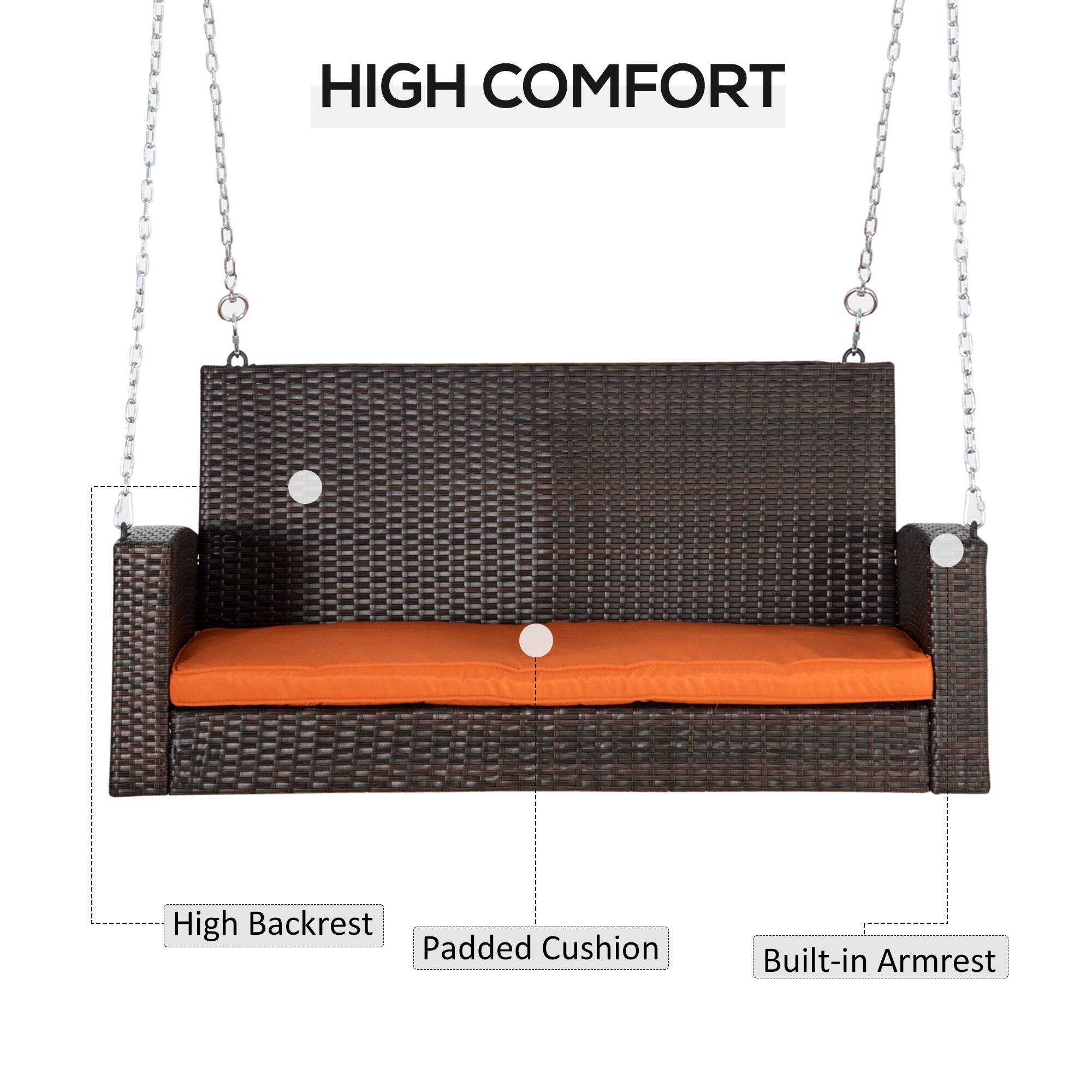 HIGH COMFORT
High Backrest
Padded Cushion
Built-in Armrest