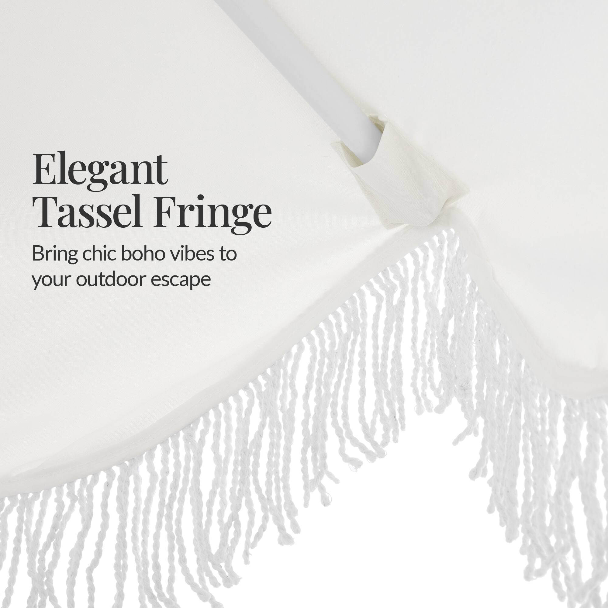 Elegant Tassel Fringe  
Bring chic boho vibes to your outdoor escape