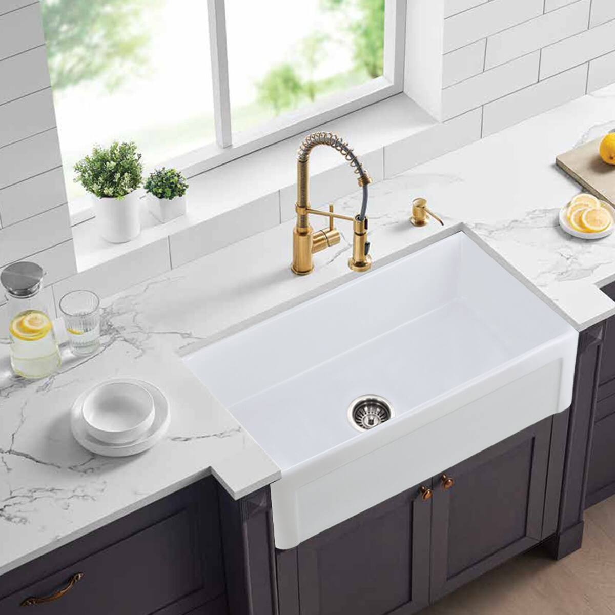 Back. Ropilly - Ropilly 30 x 20 Inch Ceramic Farmhouse Sink, White Single Bowl Apron Front Kitchen Sink - White.