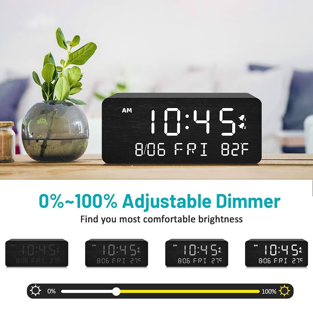 AM 10:45  
8/06 FRI  
82F  

0%~100% Adjustable Dimmer  
Find your most comfortable brightness