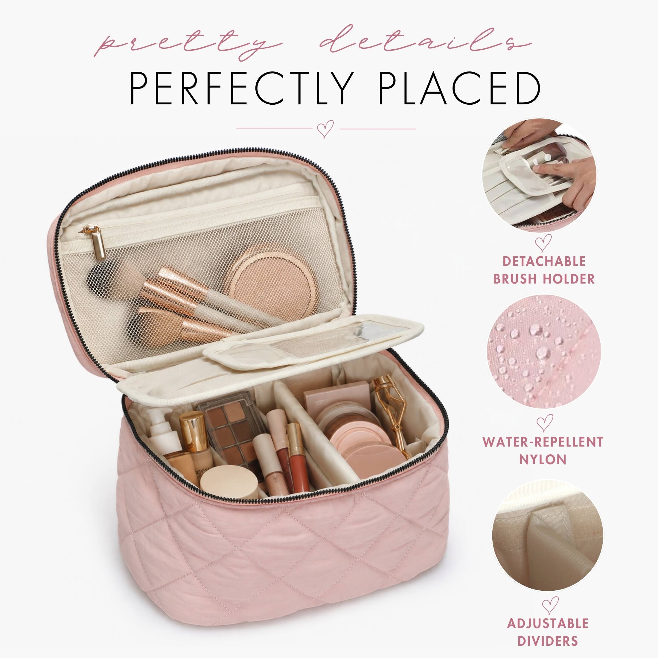pretty details  
PERFECTLY PLACED

- DETACHABLE BRUSH HOLDER
- WATER-REPELLENT NYLON
- ADJUSTABLE DIVIDERS