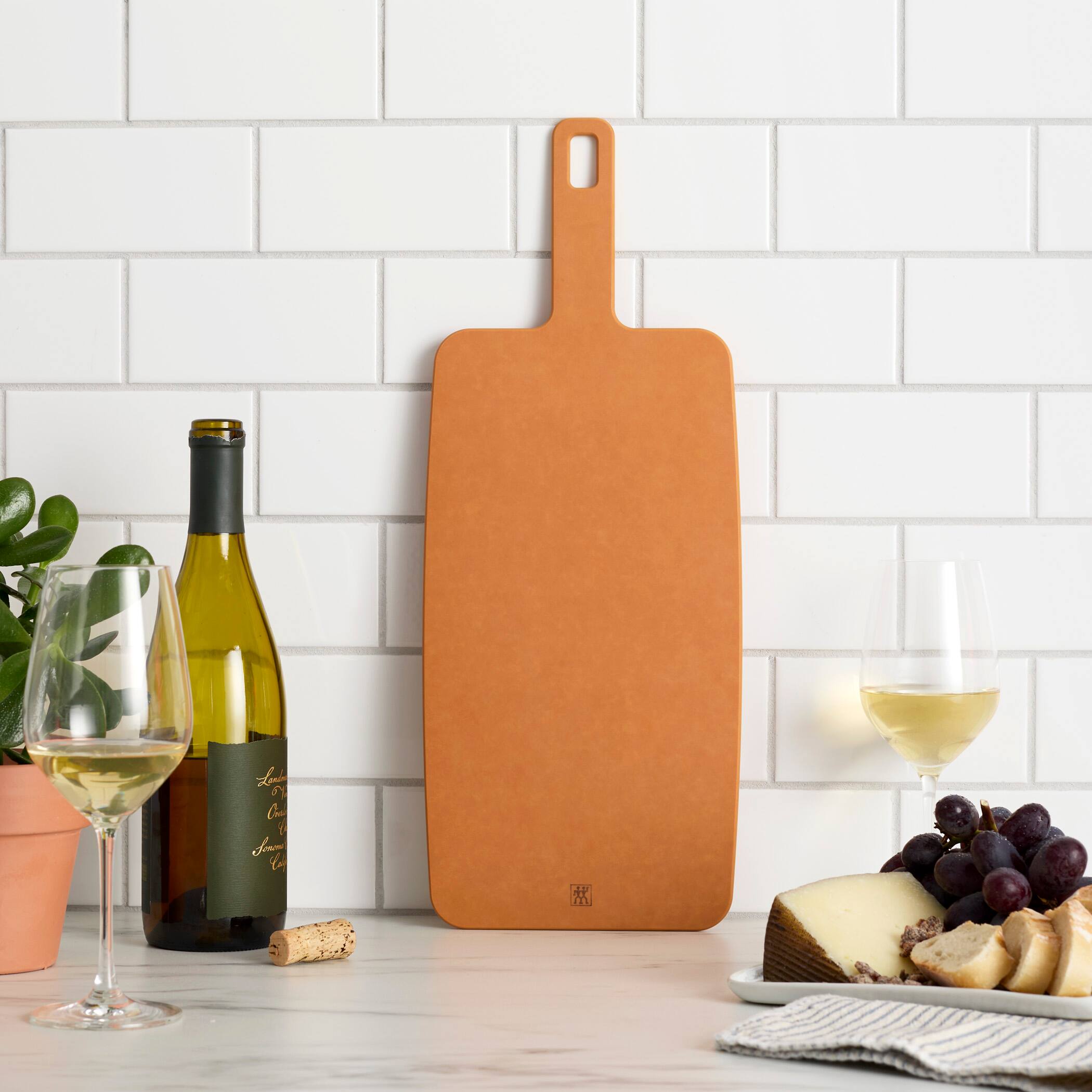 Alt View 4. ZWILLING - ZWILLING Plant Fiber 19-in x 7.5-in Cutting Board with Handle - Natural - Natural.