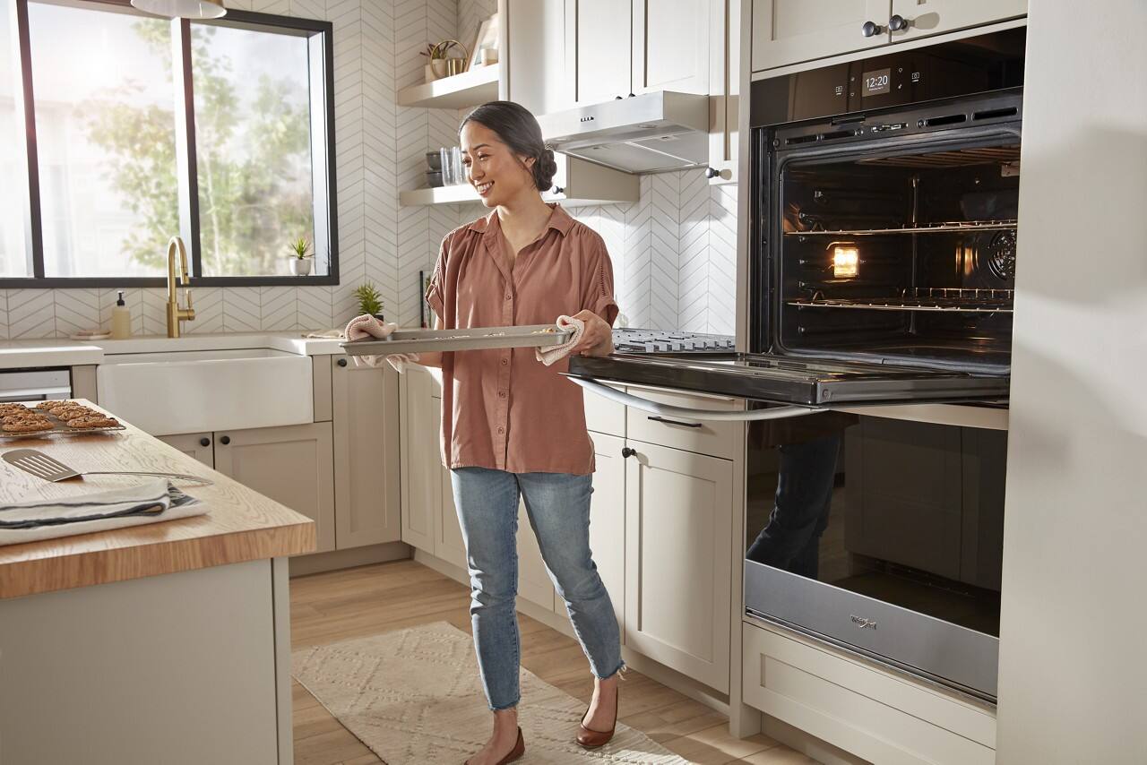 Alt View 10. Whirlpool - Whirlpool - 10.0 Total Cu. Ft. Double Wall Oven with Air Fry When Connected .- Fingerprint Resistant Stainless Steel - Fingerprint Resistant Stainless Steel.