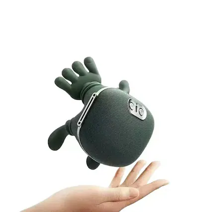 Front. Cluzine - Deep Kneading Neck Shoulder Massager Electric Shiatsu Massager with Heat.