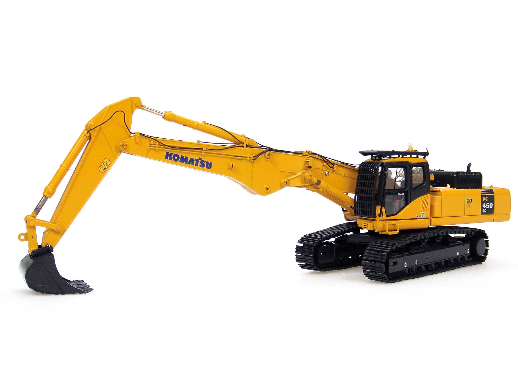 A
KOMATSU
PC 450 LC