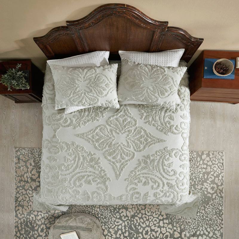 Left. Hivvago - Queen Size 100-Percent Cotton Chenille 3-Piece Coverlet Bedspread Set in Sage - Sage.
