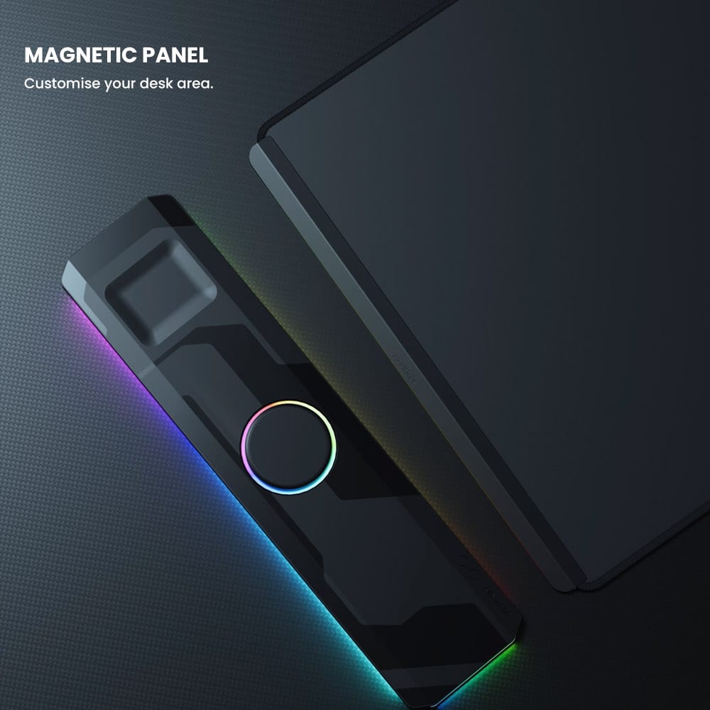MAGNETIC PANEL Customise your desk area.