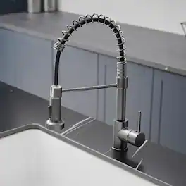 2 Spray Patterns Single Handle Pull Down Sprayer Kitchen Faucet with Water Supply Hose