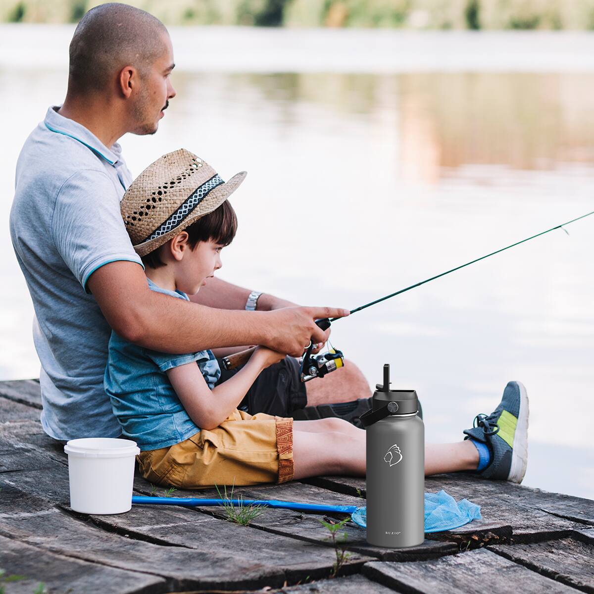 Alt View 2. Buzio - Duet Series - 32oz Insulated Water Bottle with Straw Lid and Flex Lid - Gray.