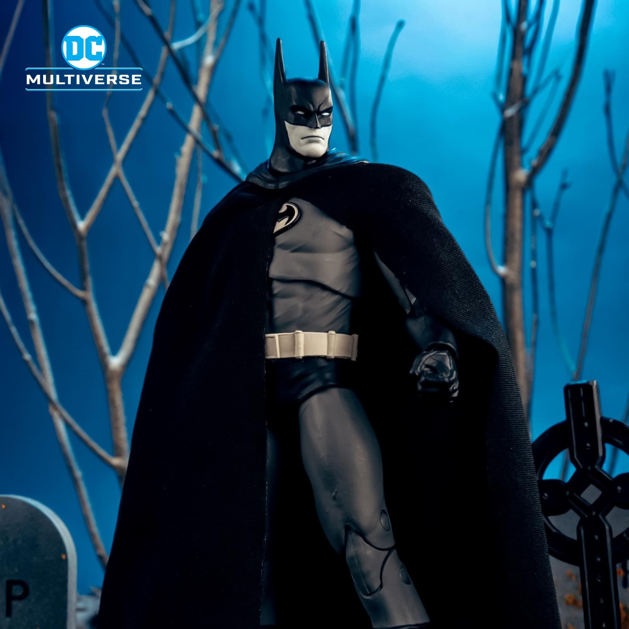 Alt View 3. McFarlane Toys - DC Multiverse Batman: Year Two Figure | Gold Label Batman BW Accent Edition - Black.