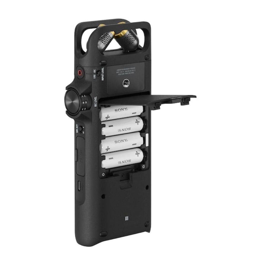 ソニー　PCM-D10 Sony PCM D10 a well-built audio recorder