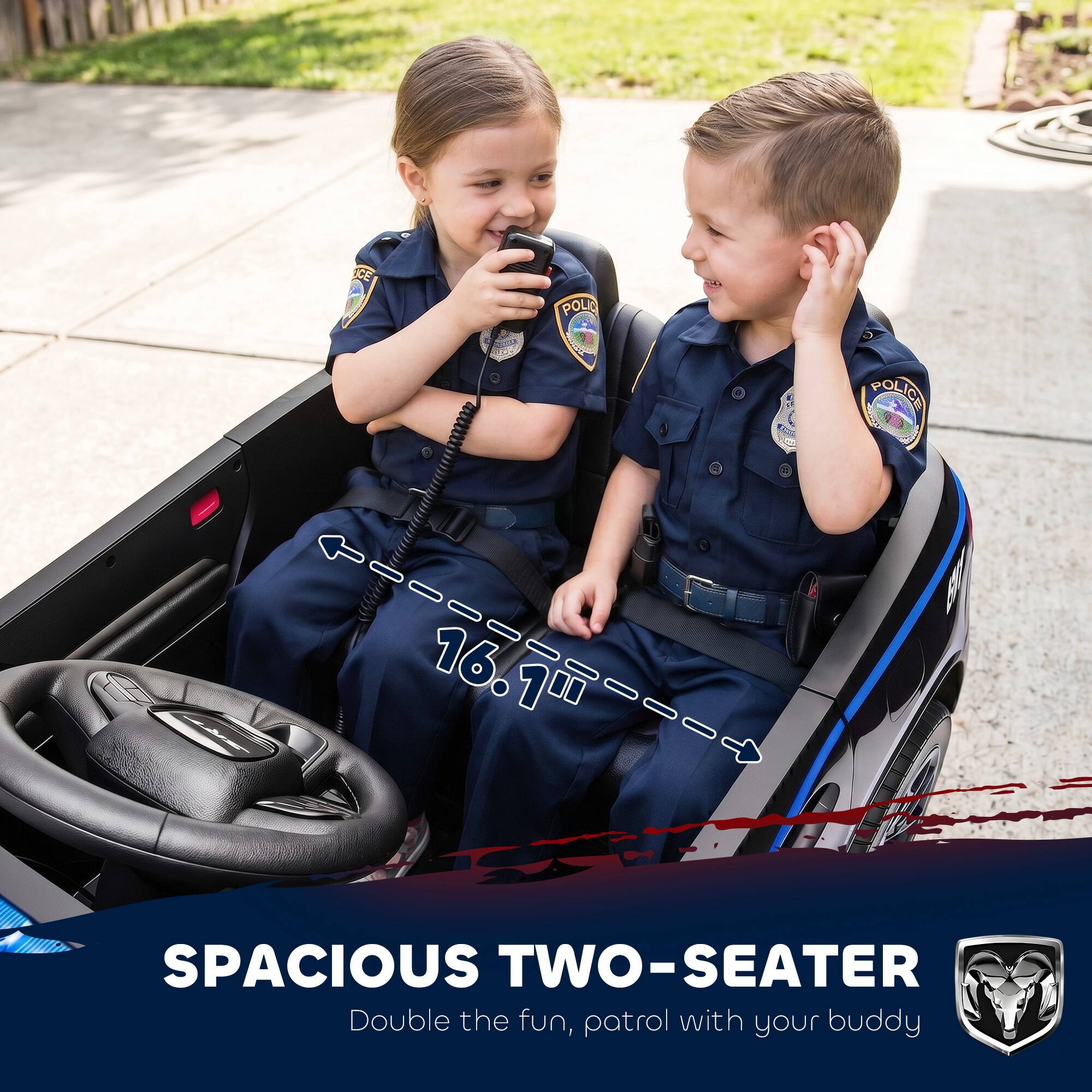 CE POLICE  
POLICE S  
16.1' SPACIOUS TWO-SEATER  
Double the fun, patrol with your buddy