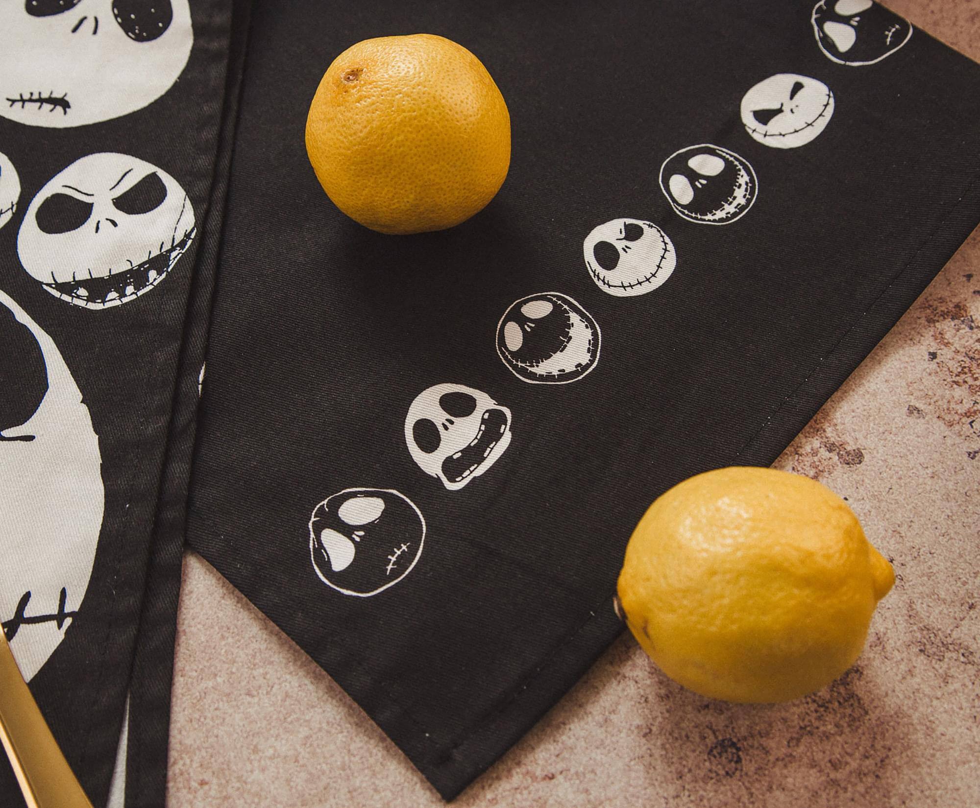 Alt View 3. Disney - Disney The Nightmare Before Christmas Jack Skellington Faces Kitchen Towel Set - Black/White.