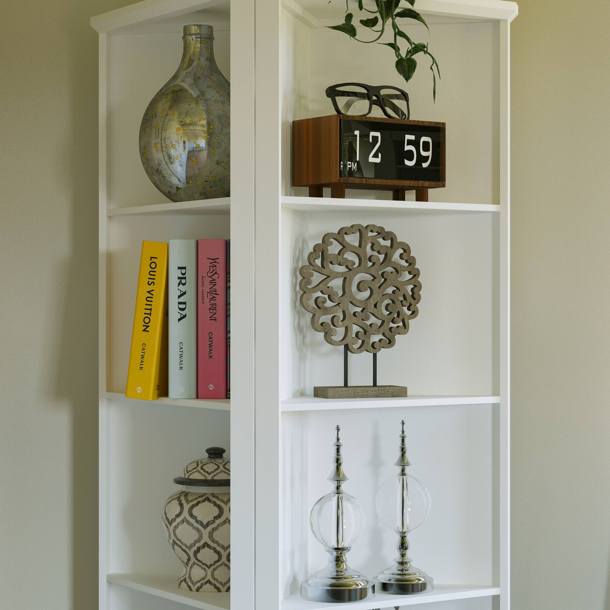 12 59 i PM
LOUIS VUITTON CATWALK
PRADA CATWALK
KESSIN LAURENT CATWALK