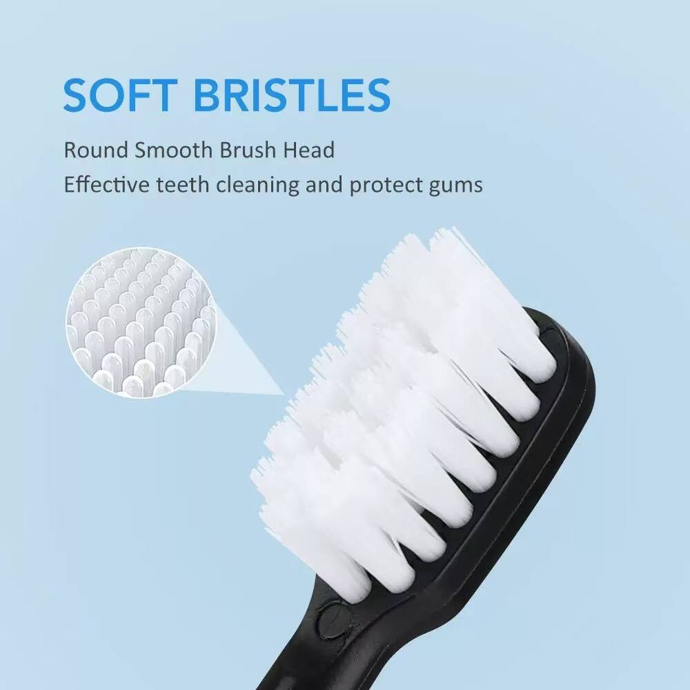 SOFT BRISTLES  
Round Smooth Brush Head  
Effective teeth cleaning and protect gums