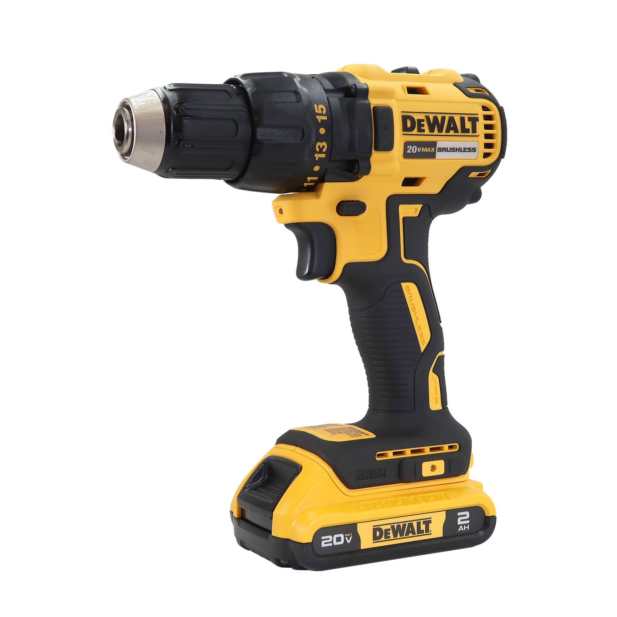 15.11.1315 11 13 DEWALT 20V MAX & BRUSHLESS B3 RG I B --- OTWAS M 1E0 2 DEWALT AH