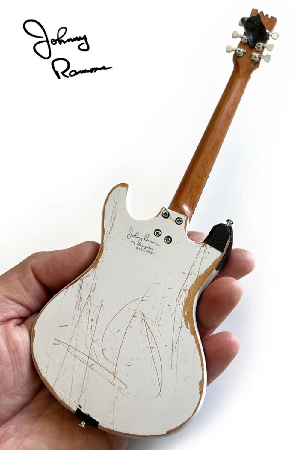 Johnny Romme

my first guitar
1977