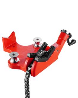 VEVOR - Heavy-Duty Pipe Chain Vise, 1/2" - 8" Pipe Capacity, 34.6" Rugged Chain & Cast Iron Base, Industrial-Grade Pipe Clamping - Red