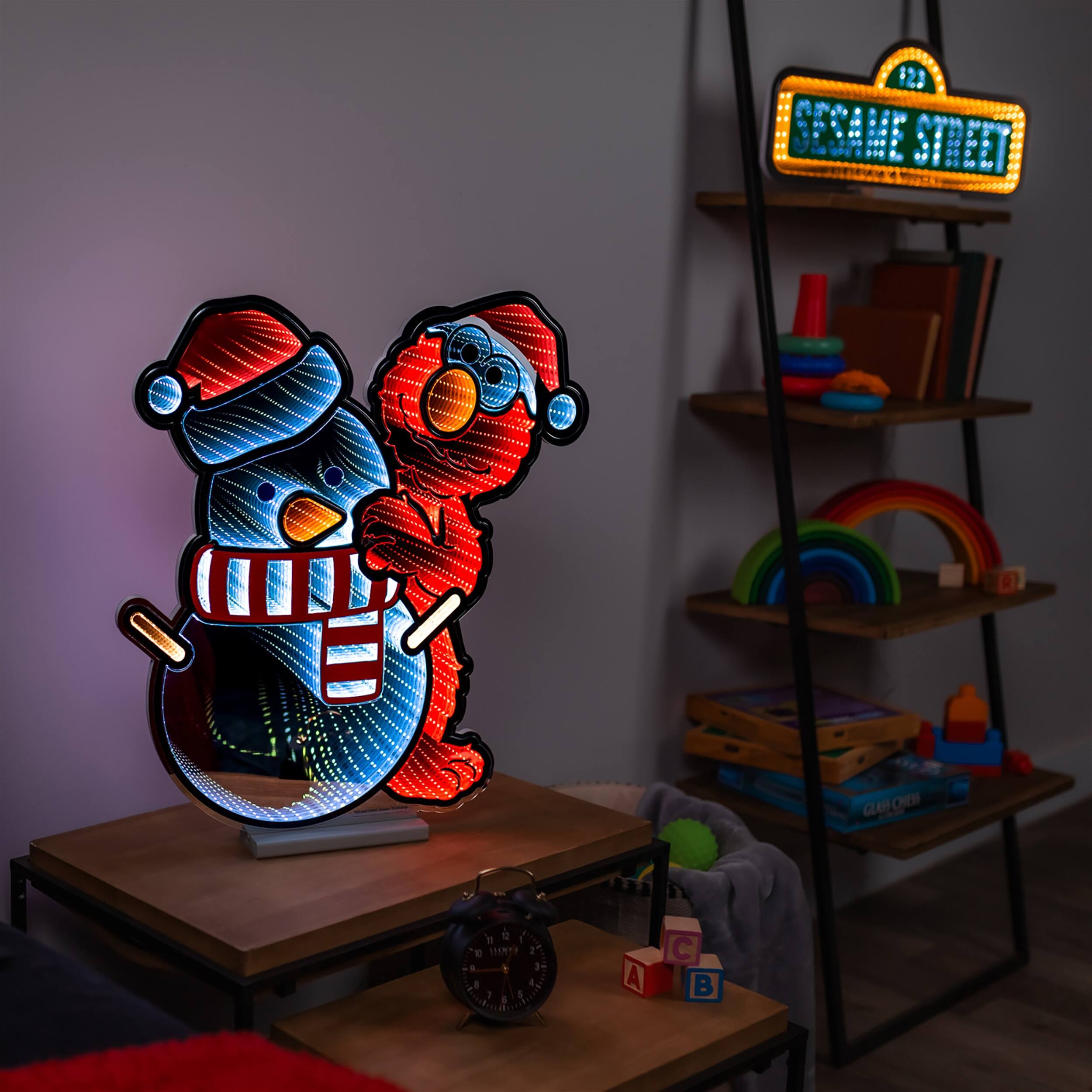 SESAME STREET  
123  
SESAME STREET  
123