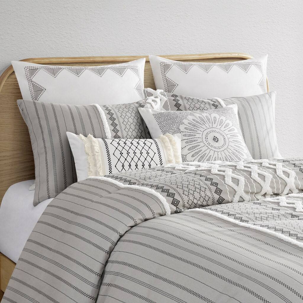 Alt View 2. Gracie Mills - Gracie Mills Modesto Printed Cotton Comforter Set with Chenille - Gray.