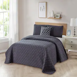 Bibb Home - 4 Piece Solid Quilt Set with Cushion - Gray