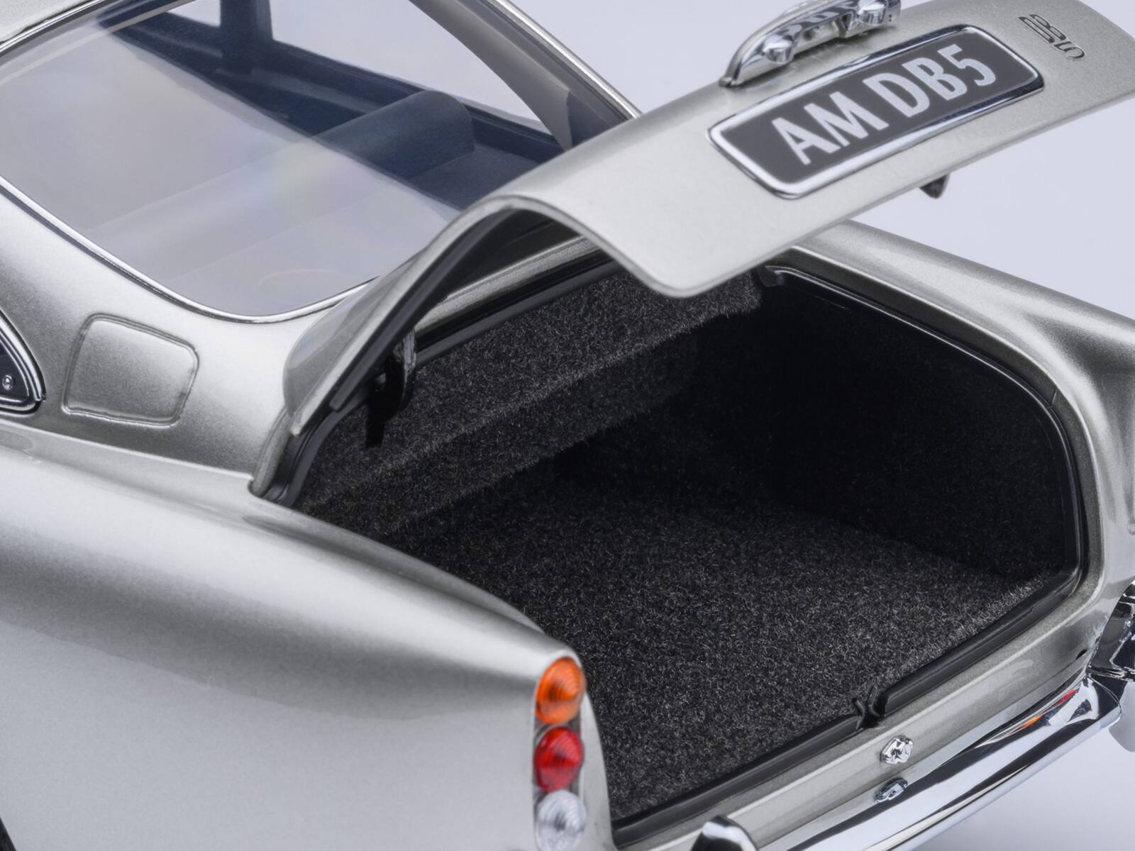 Alt View 7. Autoart - Aston Martin DB5 RHD (Right Hand Drive) Birch Silver 1/18 Model Car by Autoart.