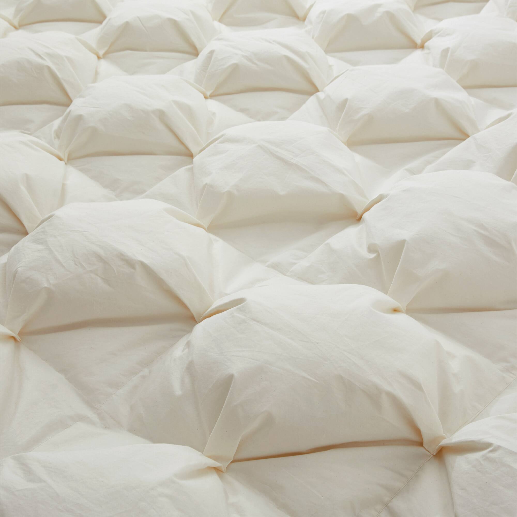 Left. Puredown - Puredown Luxurious Organic Cotton 90% White Down Comforter Puff Duvet Insert, Twin - Off-White.