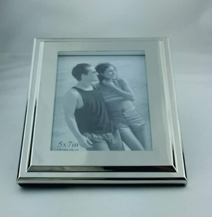Jiallo - Stepped frame 5 x 7" - Silver, Multi Color