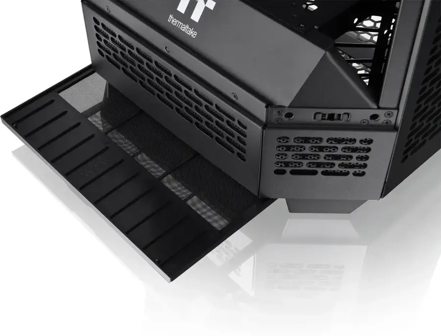 The text on the image reads "thermaltake".