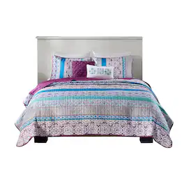 Gracie Mills - Merewen Reversible Quilt Set with Throw Pillows - Purple