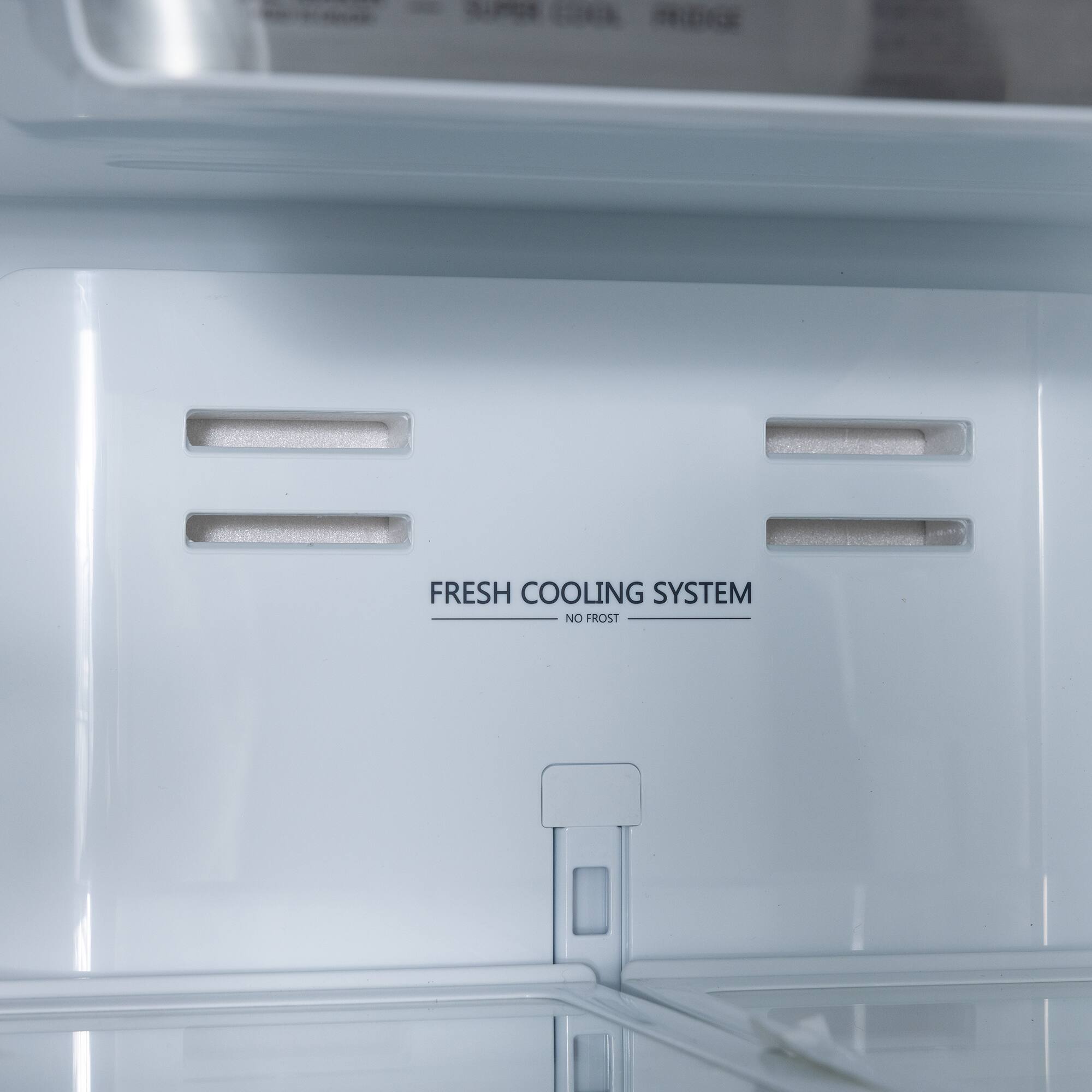 FRESH COOLING SYSTEM  
NO FROST