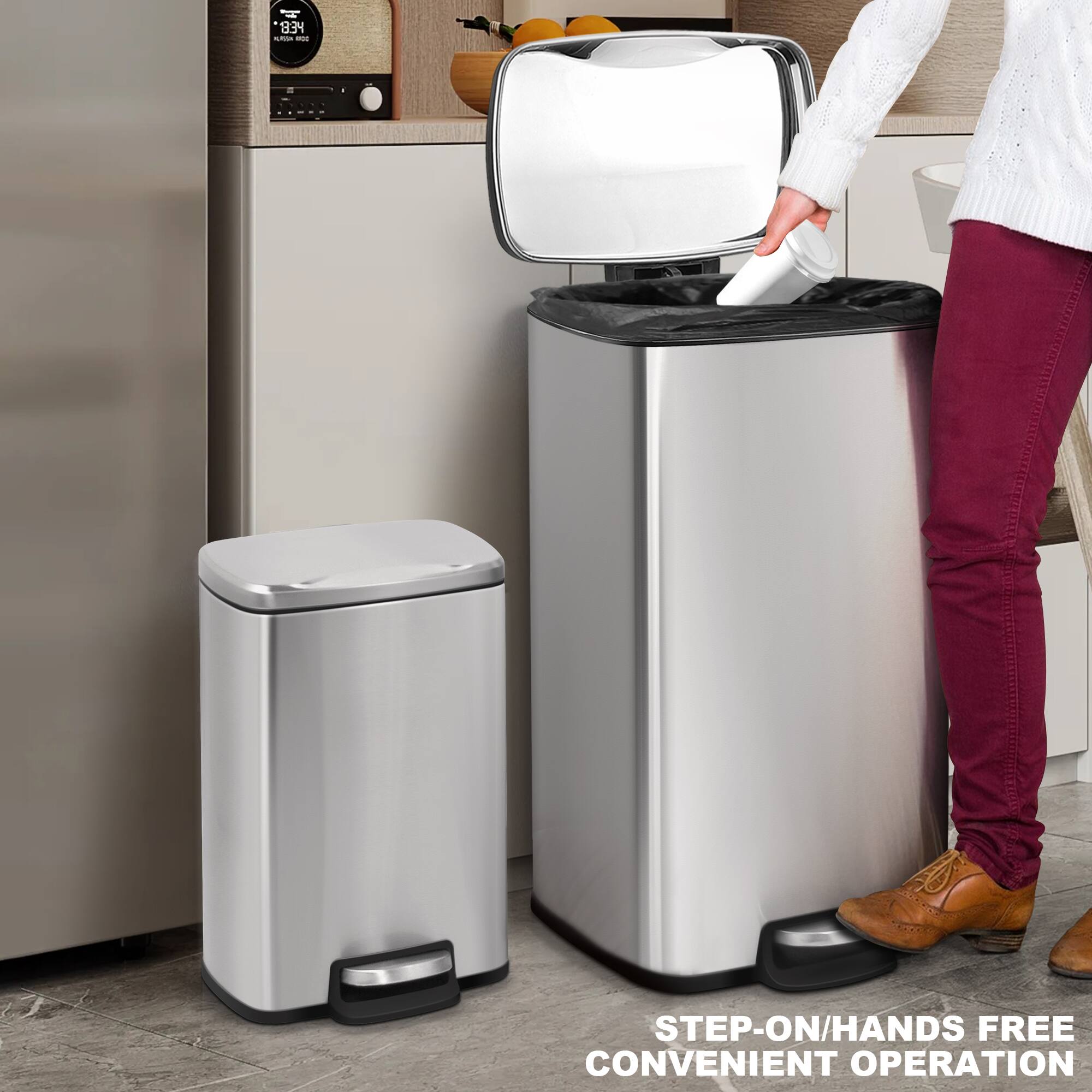 834 - STEP-ON/HANDS FREE CONVENIENT OPERATION