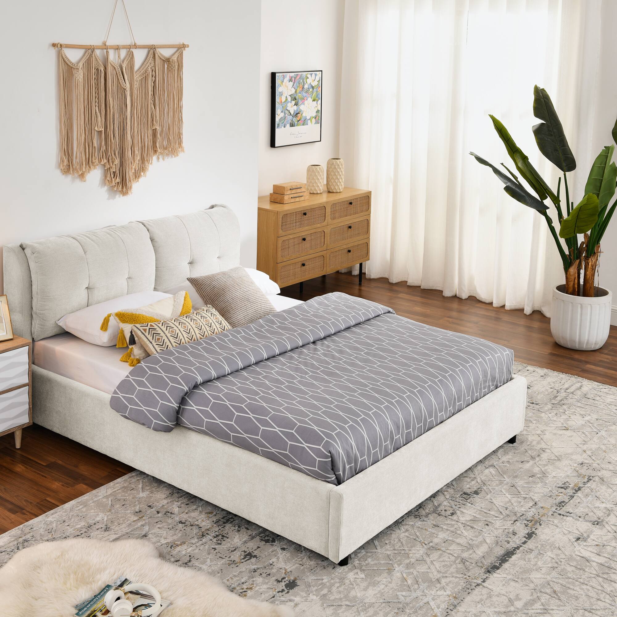 Angle. Anysun - Queen Size Storage Upholstered Hydraulic Platform Bed with Integrated Headboard, Chenille Fabric - Beige.