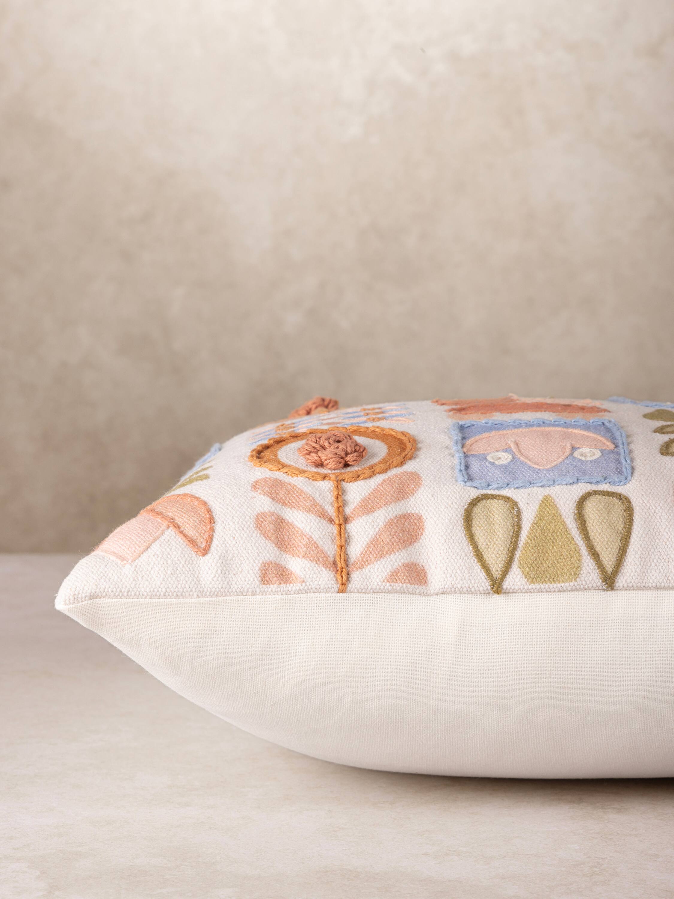 Left. GAURI KOHLI - Fontana Pillow - Multicolored.