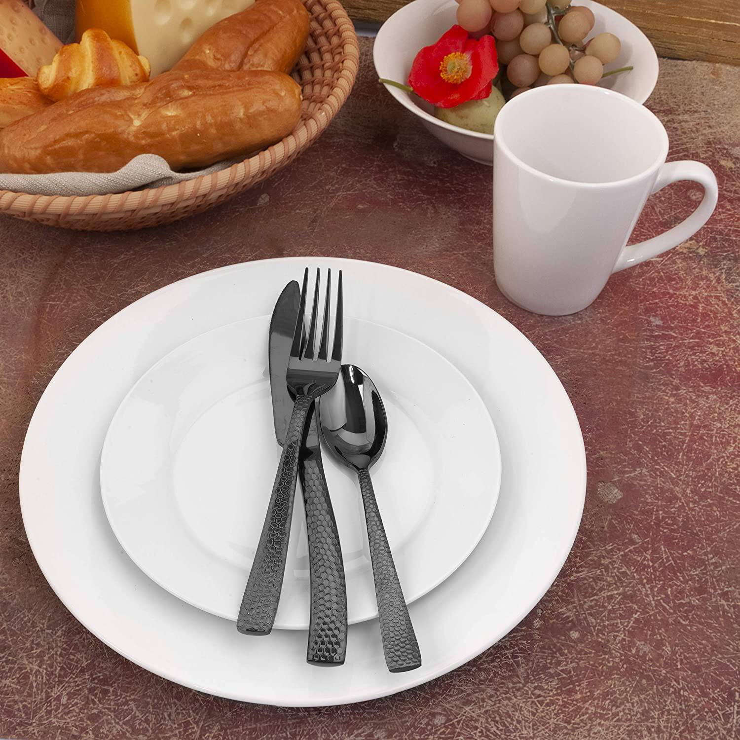 Alt View 4. Gibson - Gibson 102563.16RM Porcelain Zen Buffet 16 Piece Round Dinnerware Set, White - White (Round).