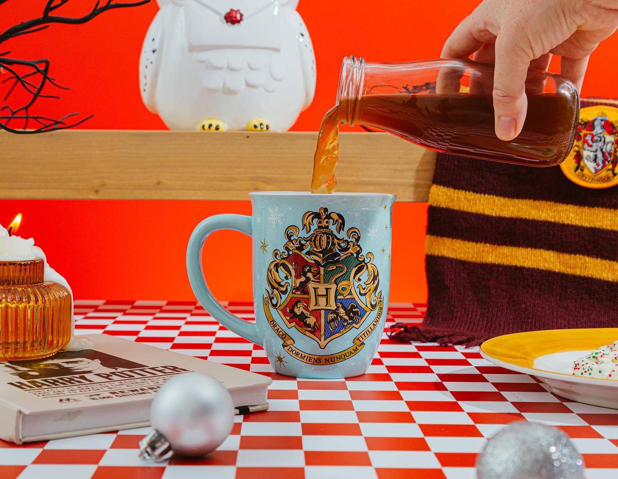 Sure, here is the corrected text:

"DRACO TITILLANDO DORMIENS NUNQUAM"