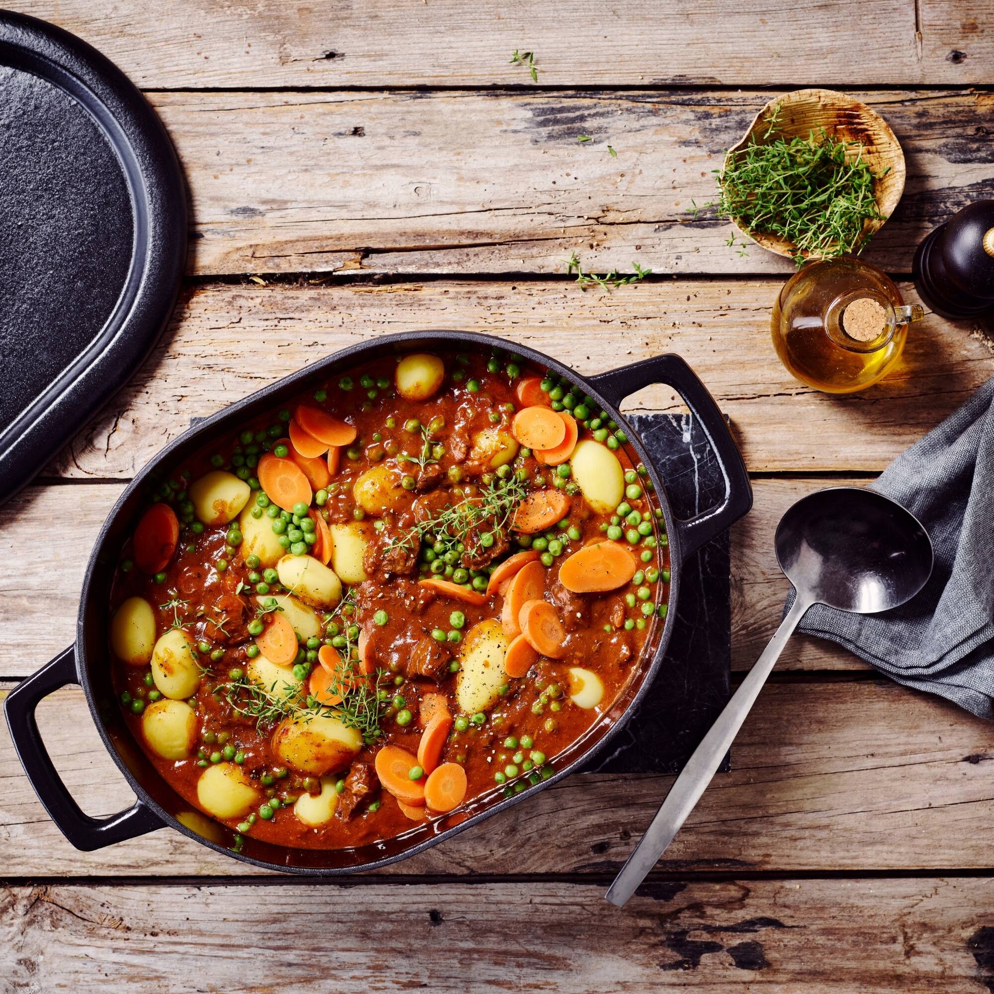 Left. Alva - Alva Nori Enameled Cast Iron Dutch Oven 6Qt. - Oven Safe and Toxin-Free Cookware - Black.
