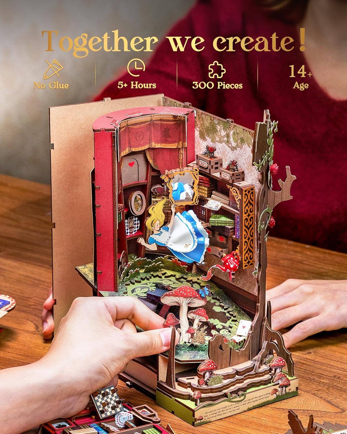 Together we create!  
No Glue  
5+ Hours  
300 Pieces  
14+ Age