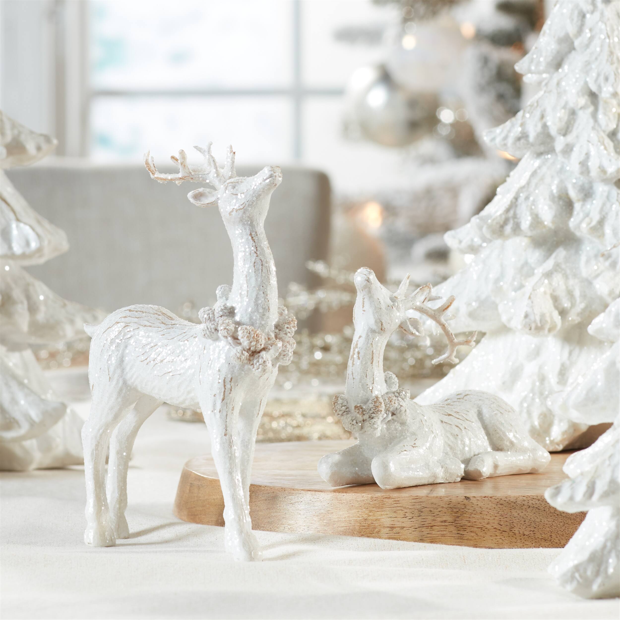 Angle. BreeBe - Winter Deer Figurine (Set of 4) - White.