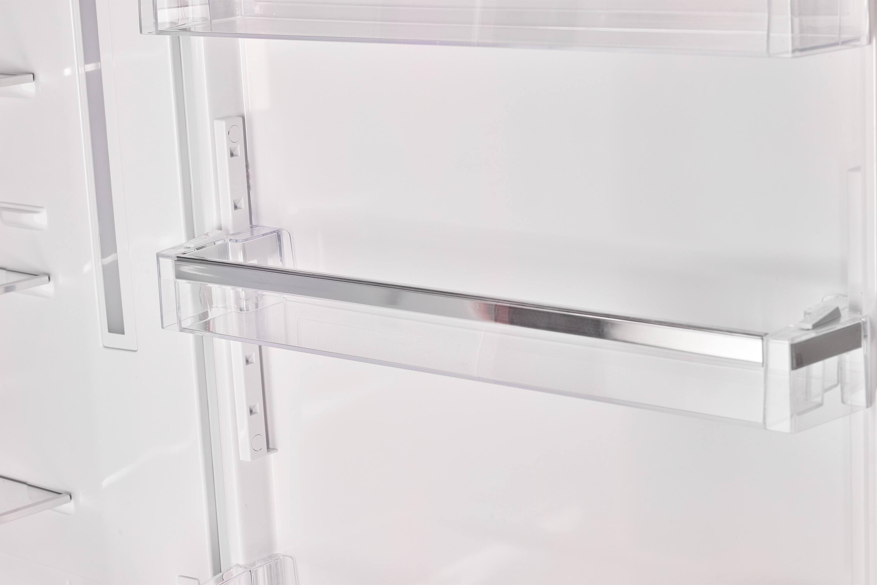 Alt View 7. Unique Appliances - Classic Retro 16.7 cu.ft Bottom Freezer Counter Depth Refrigerator - Marshmallow White.