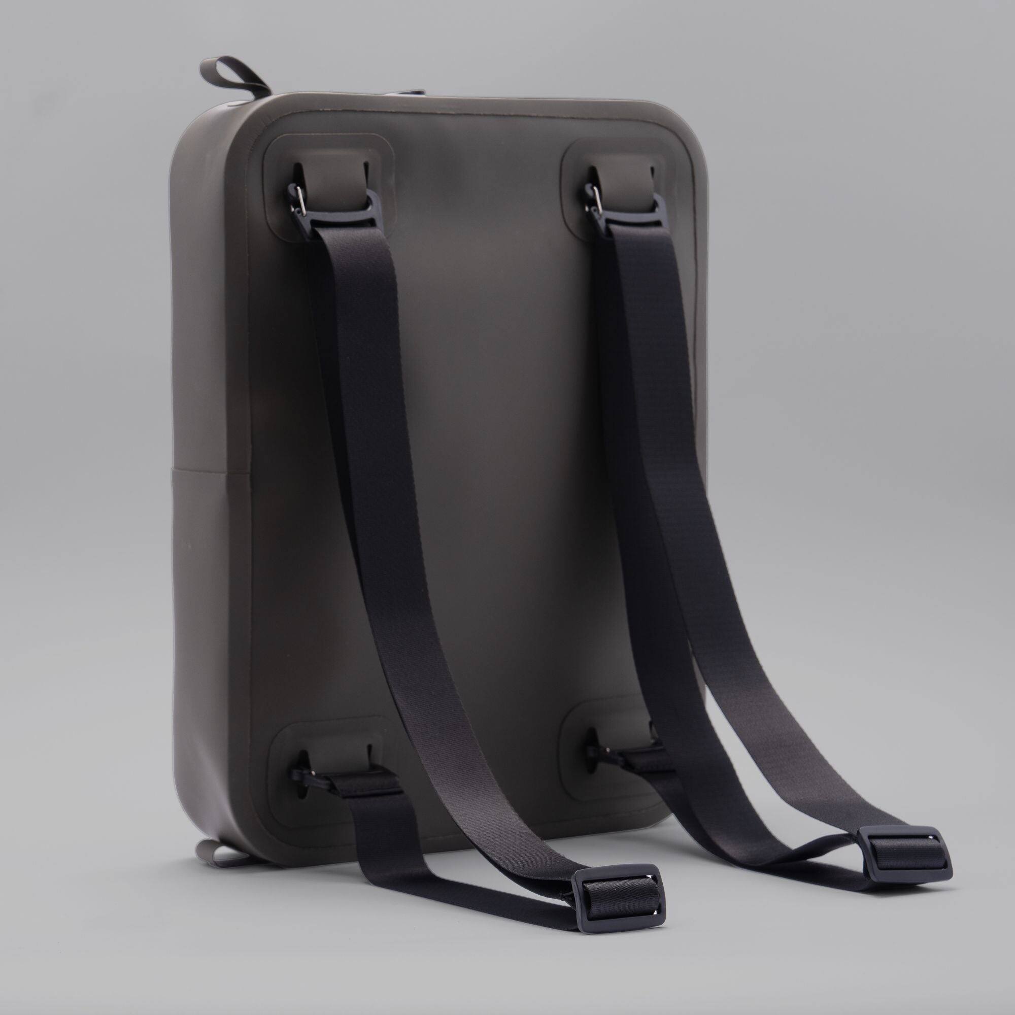 Back. Agency - Guide - Lifeproof Waterproof Anytime Bag for Laptop and More - Olive Green.