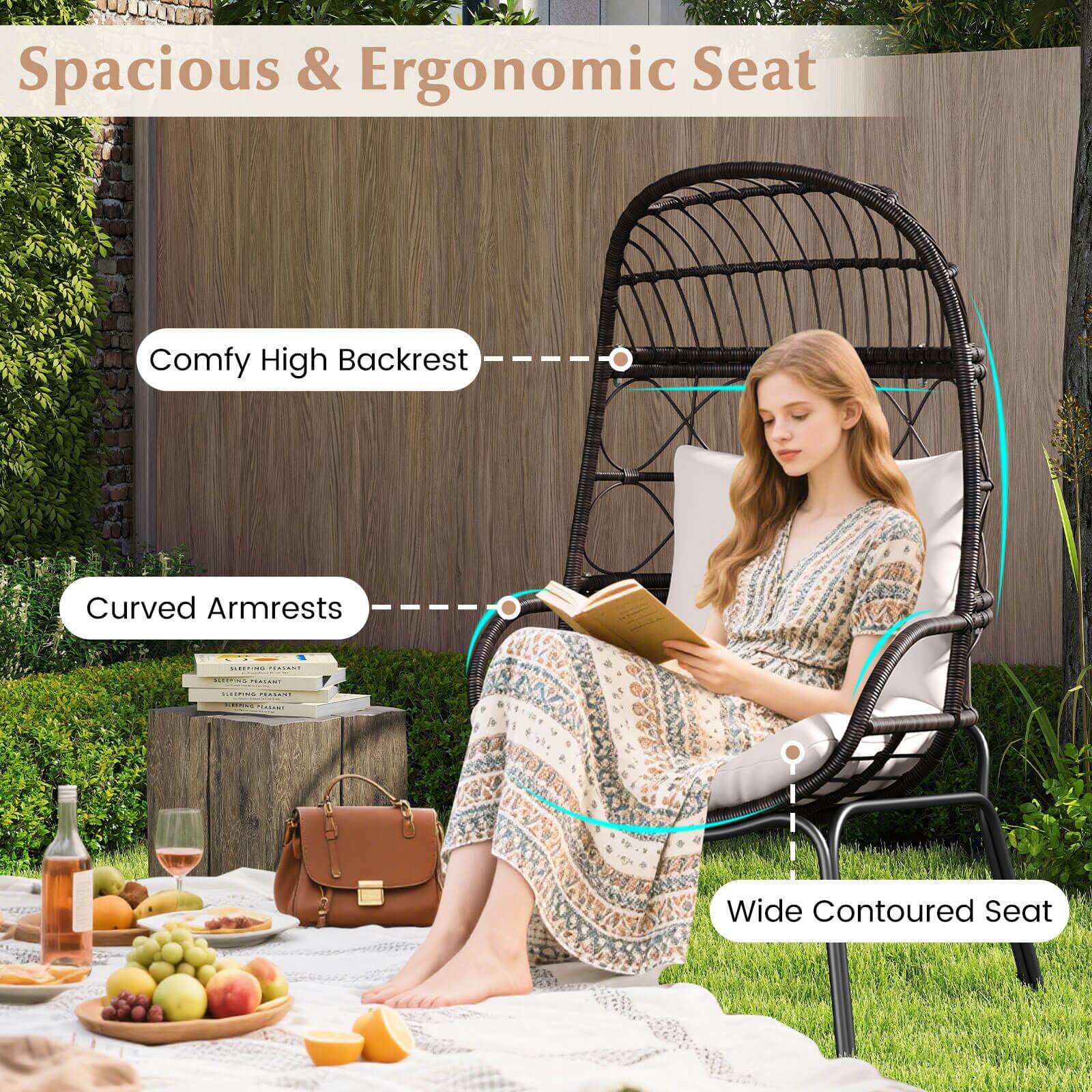 Spacious & Ergonomic Seat

- Comfy High Backrest
- Curved Armrests
- Wide Contoured Seat