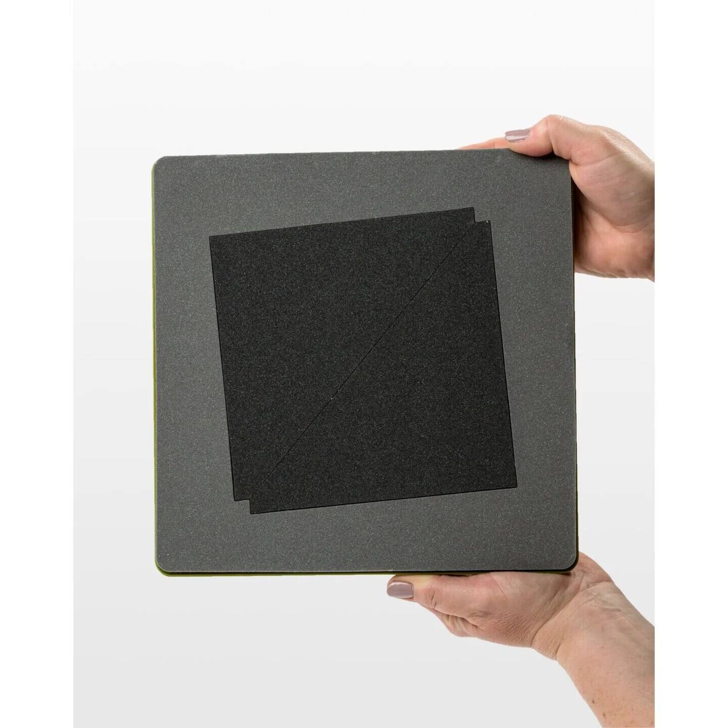 Alt View 2. AccuQuilt - AccuQuilt GO! Fabric Cutting Dies; Triangle 6-1/2 inch; Quilt Block C - Green.