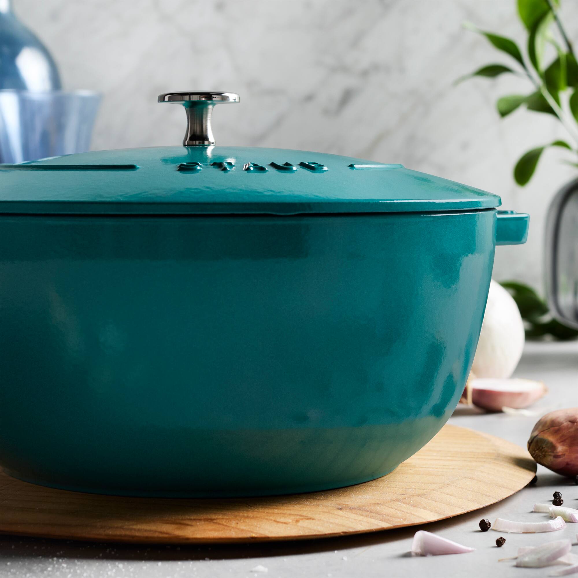 Alt View 4. Staub - Staub Cast Iron Essential French Oven, Dutch Oven, 5-quart, serves 5-6, Made in France - Turquoise - Turquoise.